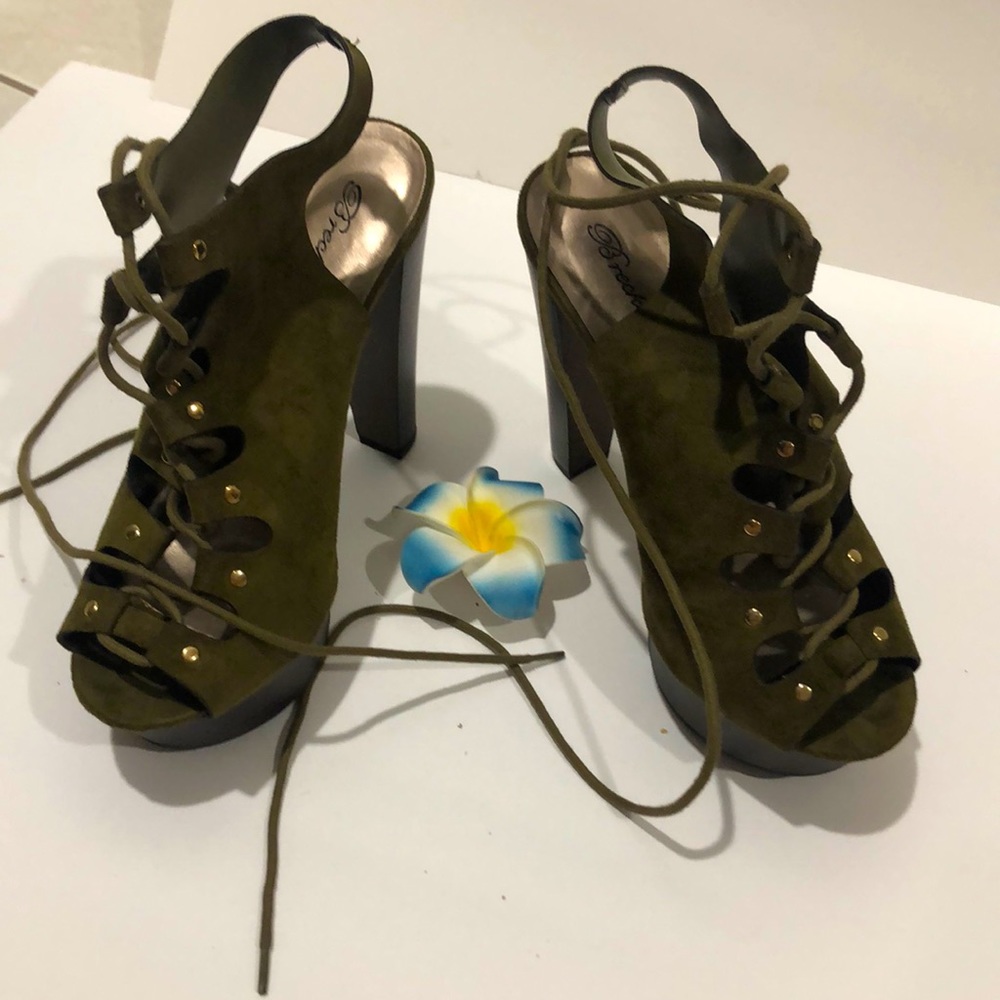 Shoes for women heels